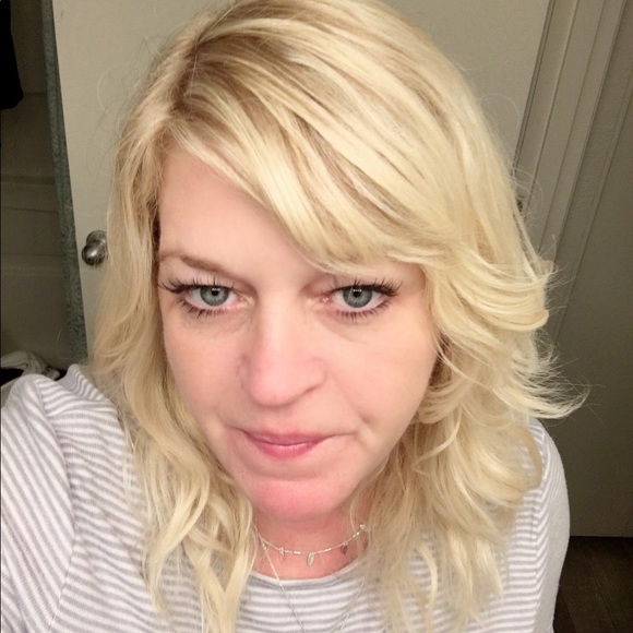 Meet your Posher, Michelle - Picture 1 of 1